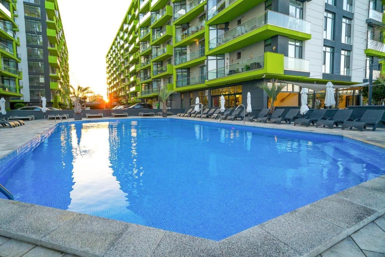 Isabelle Apartament Alezzi Beach Resort Mamaia Nord Navodari Bagian luar foto