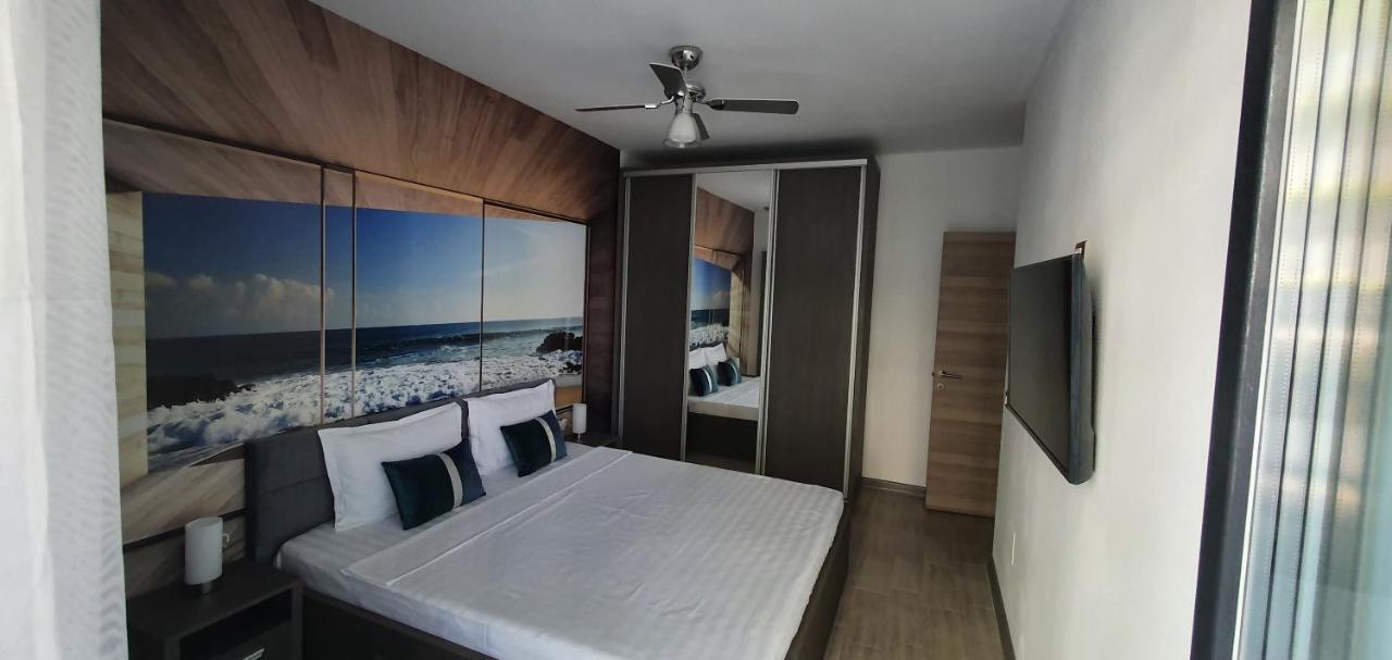 Isabelle Apartament Alezzi Beach Resort Mamaia Nord Navodari Bagian luar foto