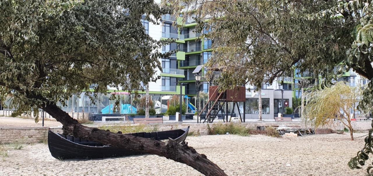 Isabelle Apartament Alezzi Beach Resort Mamaia Nord Navodari Bagian luar foto