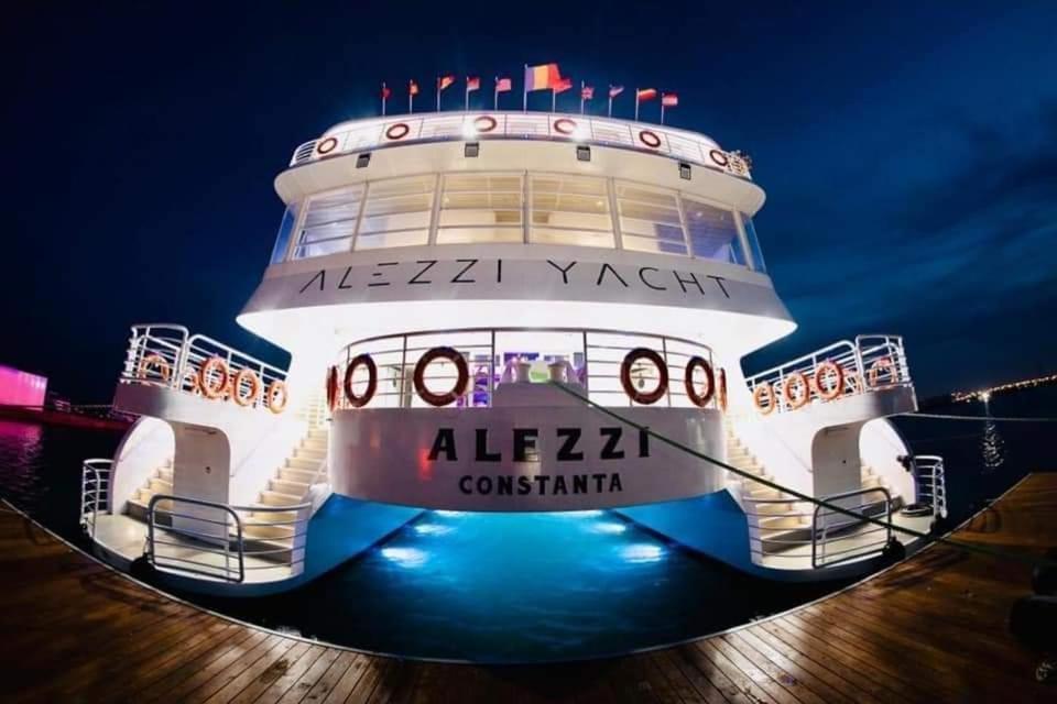 Isabelle Apartament Alezzi Beach Resort Mamaia Nord Navodari Bagian luar foto